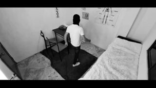 Falsk pervers læge knepper stor-rumpet patient indtil han kommer