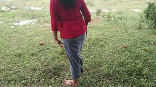 Stedmor fingerer fisse i skoven i hot xxxx knepper på et hotel