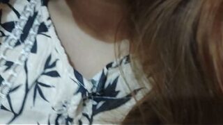 Viral stedsøster går ind i svigerindes værelse